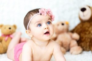 10 conseils pour aider votre enfant à préparer l’arrivée de son bébé