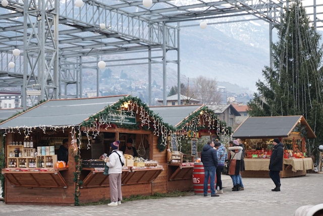 Quels sont les marchés de Noël incontournables à découvrir en Italie ?