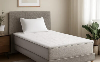 Visuel premium d’un matelas 1 place dans une chambre apaisante, mettant en avant le confort, la respirabilité et la qualité du sommeil. L’ambiance est moderne, sobre et orientée récupération nocturne.