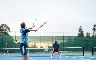 service au tennis